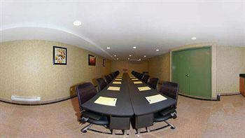 Quality Inn Jamaica Airtrain นิวยอร์ก ภายนอก รูปภาพ